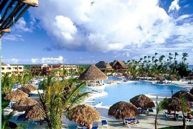 Отель Coral Canoa Beach Hotel & Spa 4*