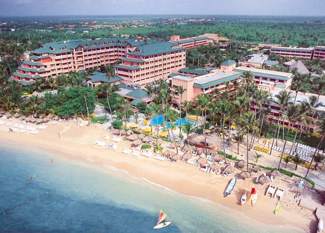 Отель Costa Caribe Coral by Hilton 4*
